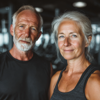 Групові заняття йогою для літніх людей